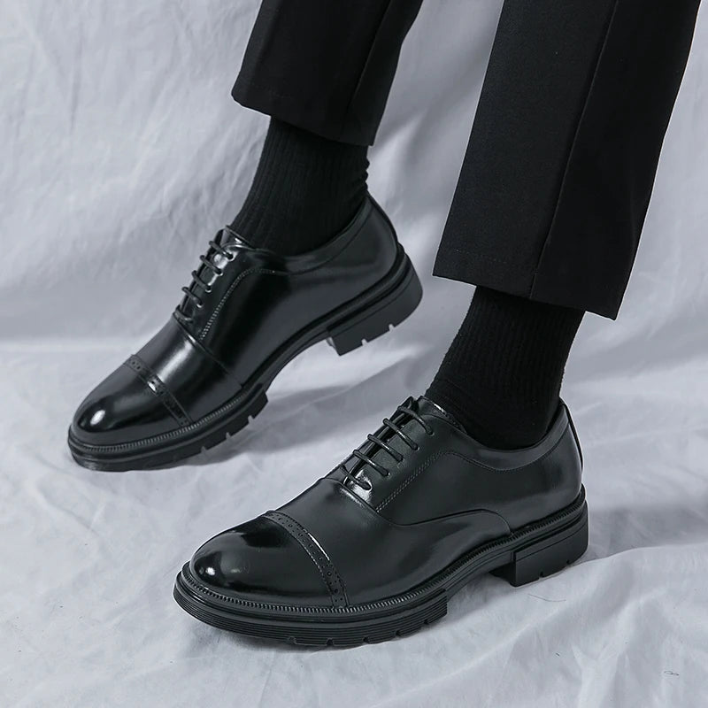 High Quality Brogues Wedding Leather Shoes Men Classic Formal Office Casual Business Shoes Man Social Oxford Men's Dress Shoes