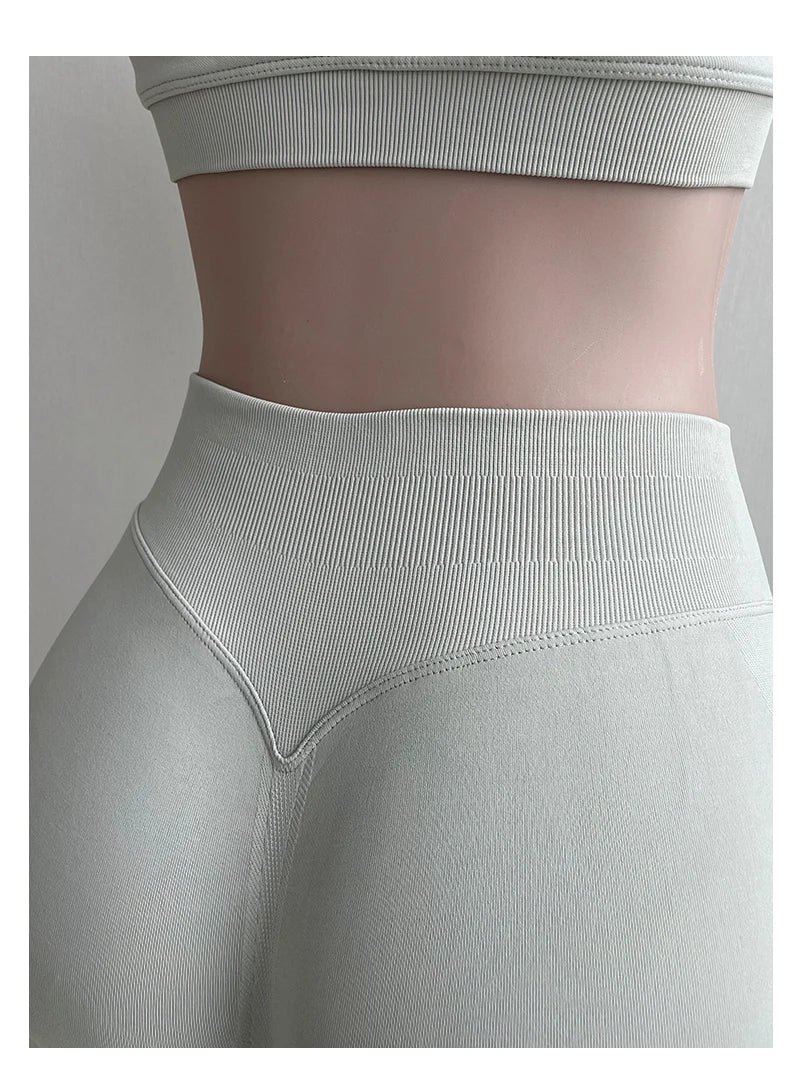 2 Pieces Yoga Gym Set Women Seamless Strappy Yoga Bra High Waist Workout Scrunch Shorts Sports Set Fitness Clothes Sportswear