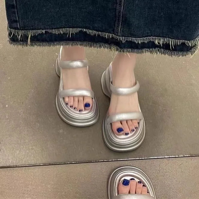 Women's Slippers Fashion Thick-soled Casual Sandals 2025 Summer New Beach Slippers for Women Platform Sandals Sandalias De Mujer