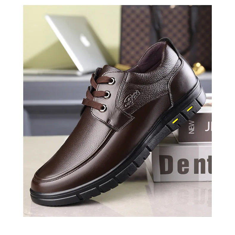 Autumn Men's Leather Shoes True Cowhide Flat Bottom Anti-Slip Plus Size Casual Elderly Father Shoes Rubber Sole China Made