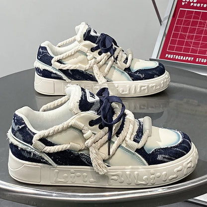 New Fashion Silver Trainers Glitter Spiky Shoes Men Lace Up Sneakers Low Top Shoes Red Sole Man Designer Sneaker With Spikes