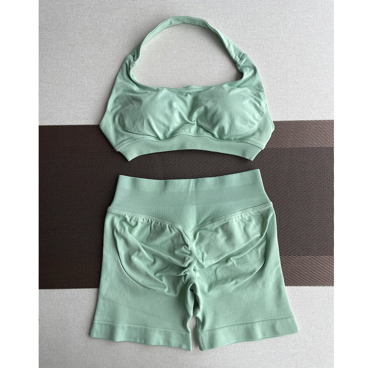 2 Pieces Yoga Gym Set Women Seamless Strappy Yoga Bra High Waist Workout Scrunch Shorts Sports Set Fitness Clothes Sportswear