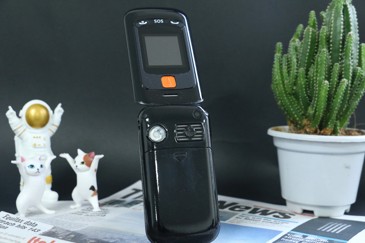 Mafam F899 Small Cover Folded Elderly Mobile Phone For Seniors Dual Display SOS Button Fast Quick Call Anti-Scratch Low Price