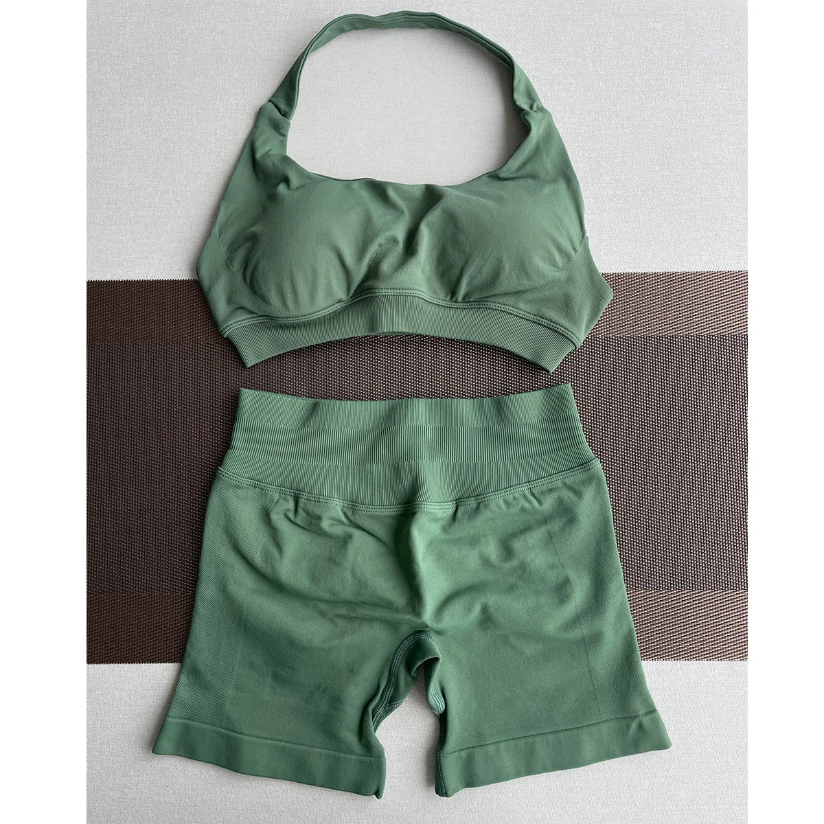 2 Pieces Yoga Gym Set Women Seamless Strappy Yoga Bra High Waist Workout Scrunch Shorts Sports Set Fitness Clothes Sportswear