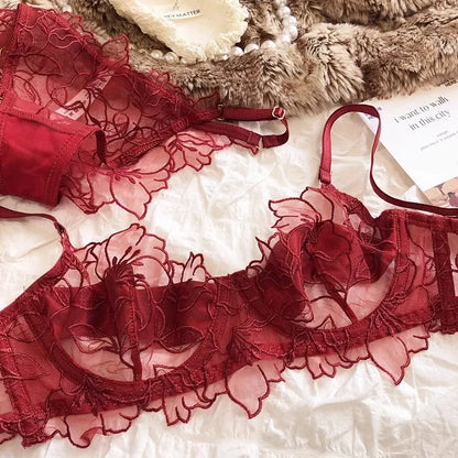 MOYISU French Pure Desire Lingerie Sexy Thin Cup with Underwire Bra Set Christmas New Embroidered Lace Underwear Bra
