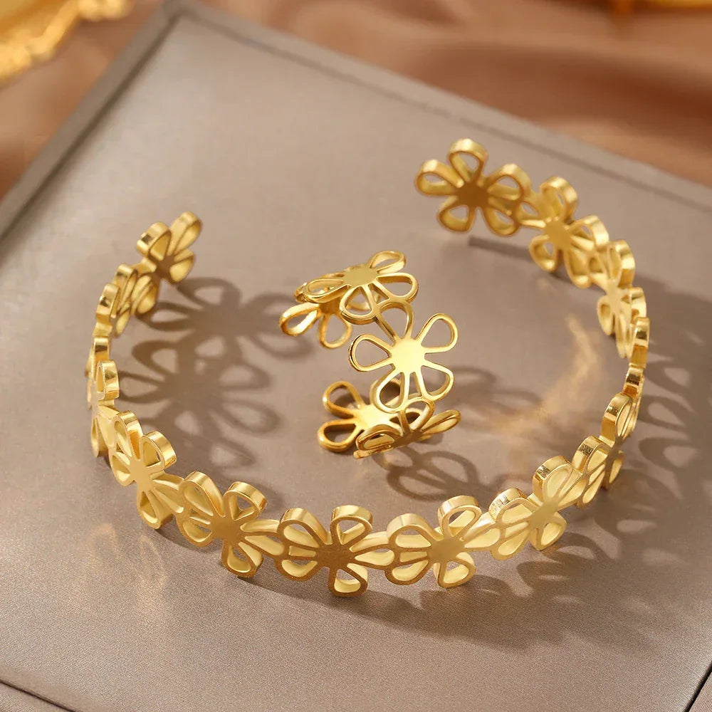 Stainless Steel Bracelet Rings Set Hollow Flowers Unusual Retro Bracelet Ring For Women Jewelry Non-fading High-quality Gift New
