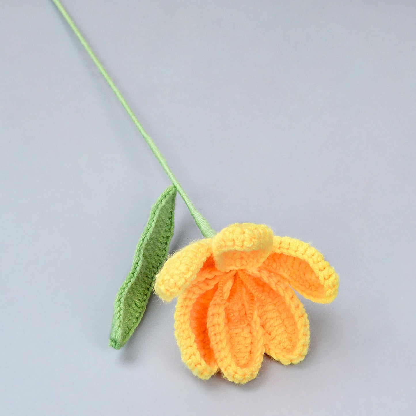 1pc Crocheted Tulip Bouquet, Knitted Tulip Flower Bouquet for DIY Valentine's Day, Christmas, Mother's Day, Father's Day Decro