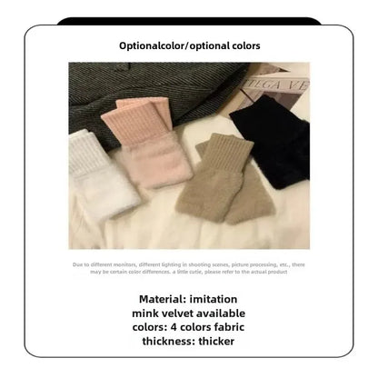 New Solid Color Plush Gloves Women in Autumn and Winter Warm Luxury Woolen Knitted Touch Screen Open Finger Half Finger Gloves