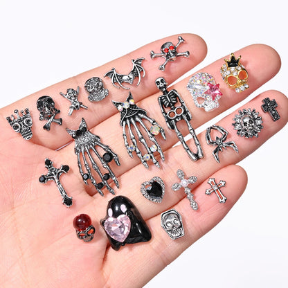 Lot de 10 breloques pour ongles squelette en métal, motif Halloween, accessoires de manucure DIY, décoration crâne et croix.