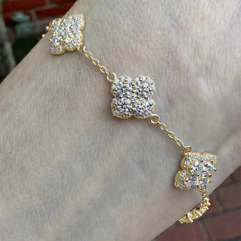 Rrjzz Four-Leaf Clover Moissanite Women Bracelet D Color VVS1 Lab Created Imitation Diamond Round Cut Jewelry GRA Certificated