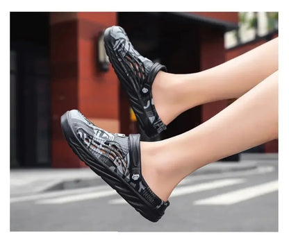 Plus Size 49 Men Non-slip Sandals Clogs Men and Women Home Beach Slippers Breathable Lightweight Men Outdoor House Slides