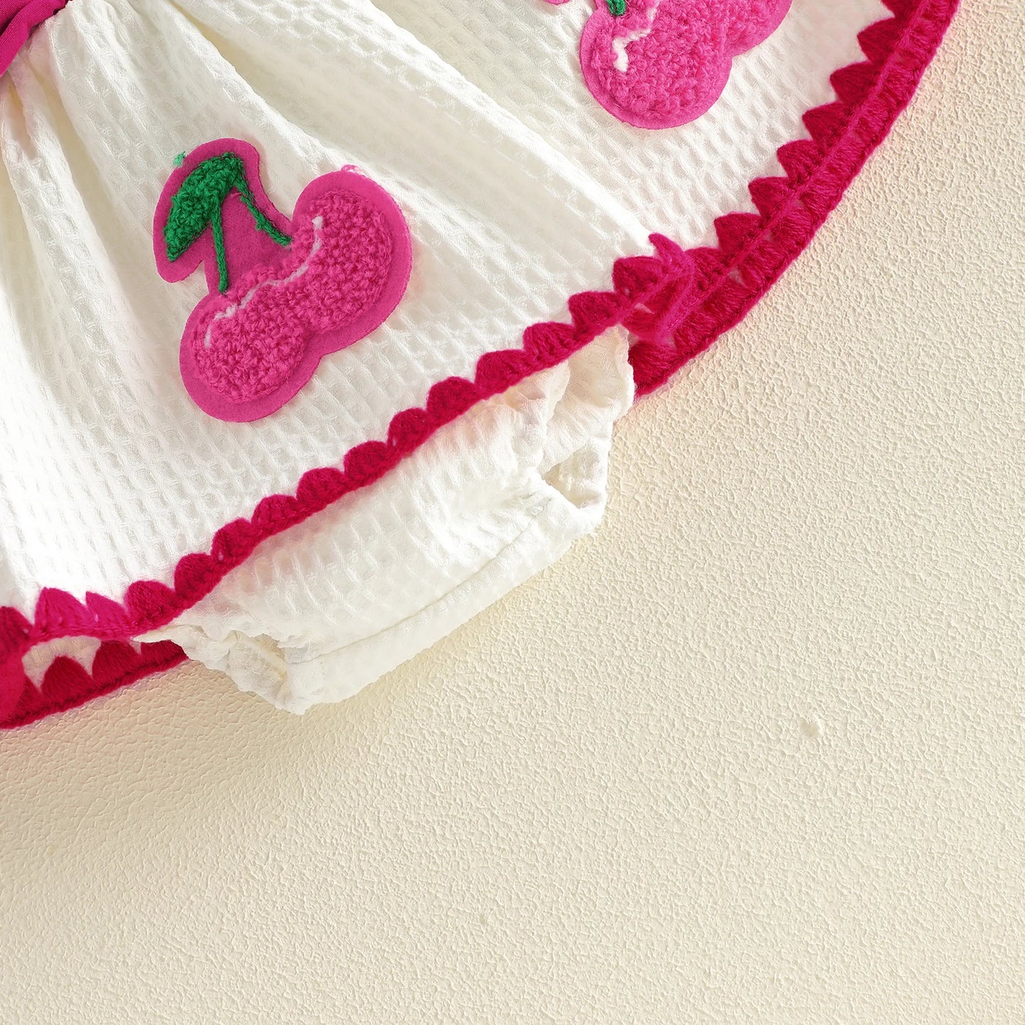 Sweet Baby Girl Summer Outfit Contrast Trim Ruffled Hem Cami Tops Cherry Applique Bow Skorts 2 Piece Girls Set