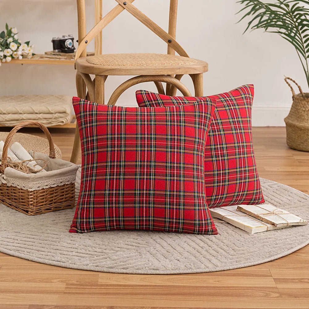 Christmas Plaid Decorative Throw Pillow Covers Scottish Tartan Cushion Case for Farmhouse Home Holiday Decor Sofa Couch Decor