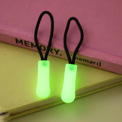 30-3pcs Luminous Zipper Pull Rope Glow in The Dark Zipper Head Anti-lost Backpack Clothes Jackets Slider DIY Repair Sewing Tool