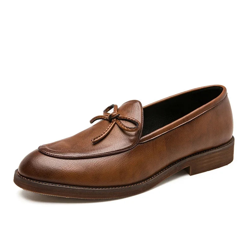 Men Casual Shoes Fashion business dress Soft Moccasins Loafers High-Quality men Leather Wedding shoes Gommino Zapatos Chaussure