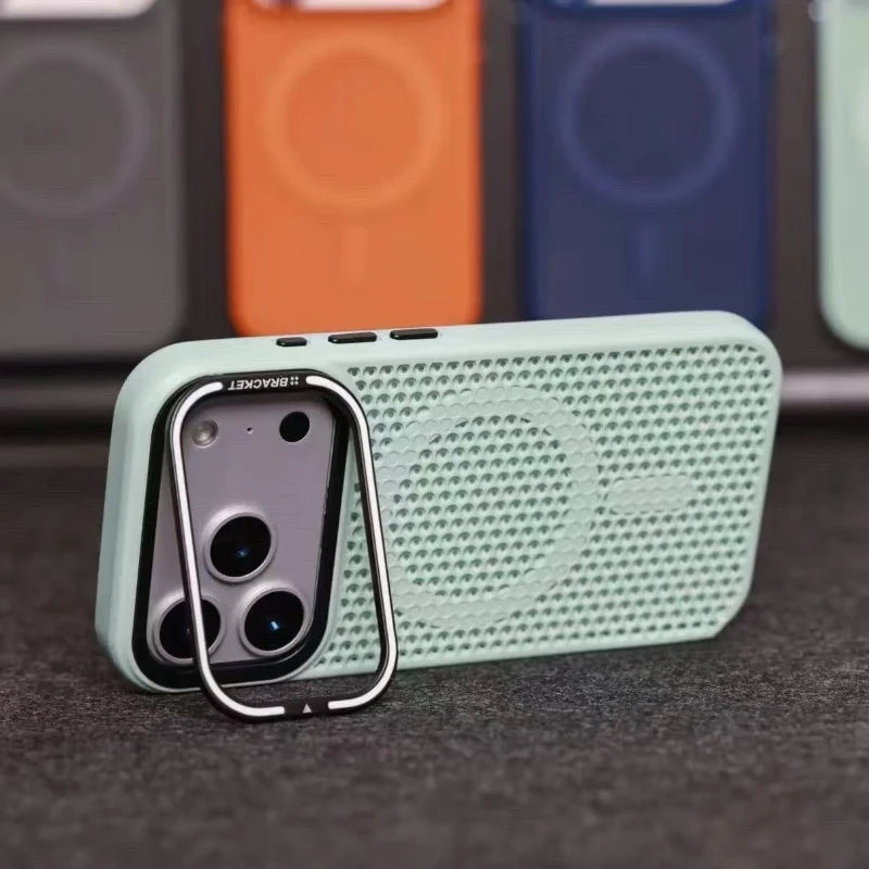 Camera mount mesh cooling case for iPhone 17 Pro Max 15 17 Pro 14 13 12 16 Pro Max For Magsafe wireless charging Shockproof cove