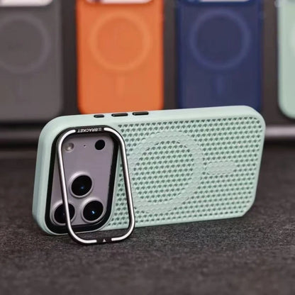 Camera mount mesh cooling case for iPhone 17 Pro Max 15 17 Pro 14 13 12 16 Pro Max For Magsafe wireless charging Shockproof cove