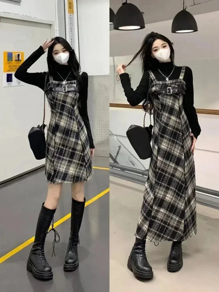 Ensemble deux pièces vintage français décontracté : chemisier moulant et mini-robe élégante et féminine pour femme d'affaires, collection automne 2024 coréenne.