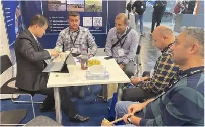 Free Standing Tv 21.5 Inch Touch Screen Portable Tv Smart Mobile Display Rechargeable 360 Rotating Tv Stand Wireless Television