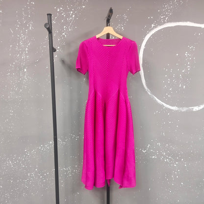 LANMREM High End Purple Pleated Women's Dress 2025 New Round Neck Short Sleeved Spliced Design Ball Gown Summer Dresses 2DB3489