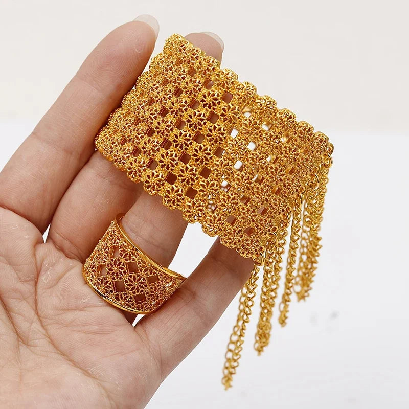 Women's Gold-Plated Hollow Metal Cuff Bangle Alloy Jewelry Set Pearl Ring for Weddings Engagements Personalities' Gift