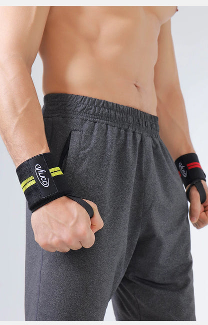 Fitness Wristband Wrapped Design With Adjustable Elasticity to Support and Stabilize The Wrist, Avoiding Wrist Injuries