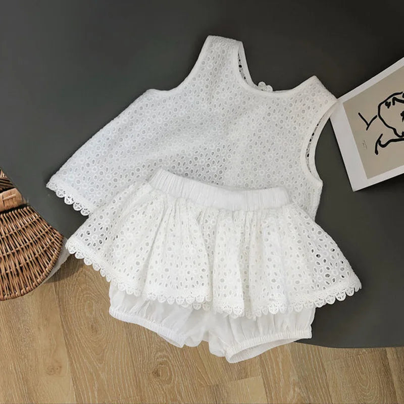 2Pcs Summer Kids Girl White Dress Sets Korean Princess Baby Sleeveless Skirt Hollow Cotton Chidlren Outfits Two Pieces Clothes
