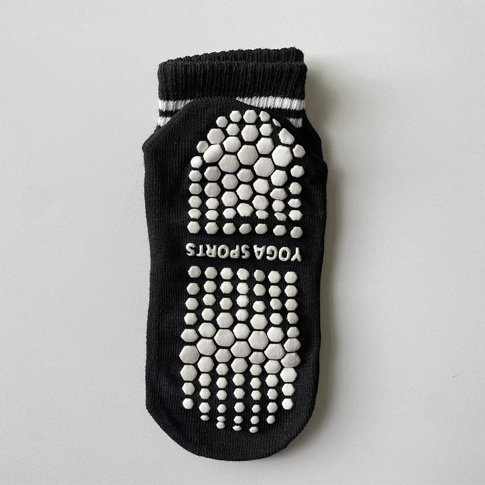 Grip Socks for Women Non Slip Pilates Yoga Socks with Double Stripes Non Slip Socks for Workout Ballet Athletic Socks