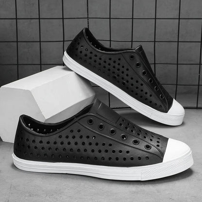 New beach sandals perforated shoes men's anti slip work shoes summer garden shoes water shoes ultra light outdoor walking shoes