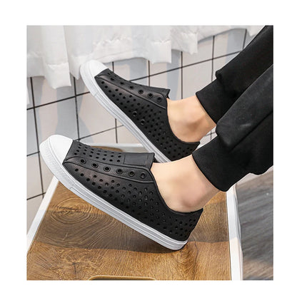 New beach sandals perforated shoes men's anti slip work shoes summer garden shoes water shoes ultra light outdoor walking shoes