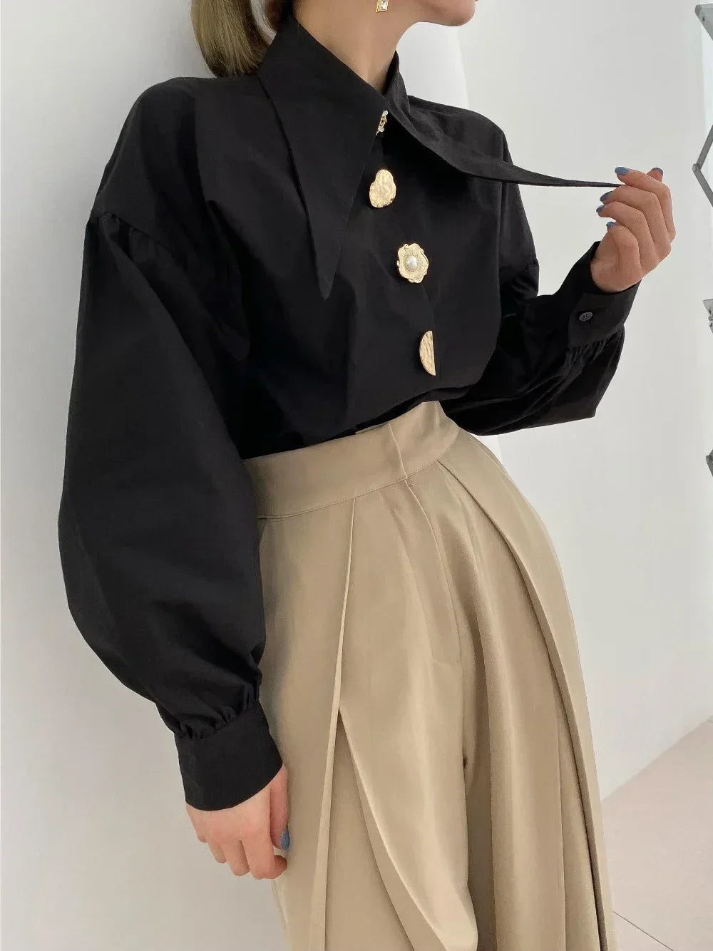 2025 Autumn Long Sleeve Women Shirt Fashion Spring Lanter Sleeve Blouses Office Lady Elegant Tops Casual Loose Clothing