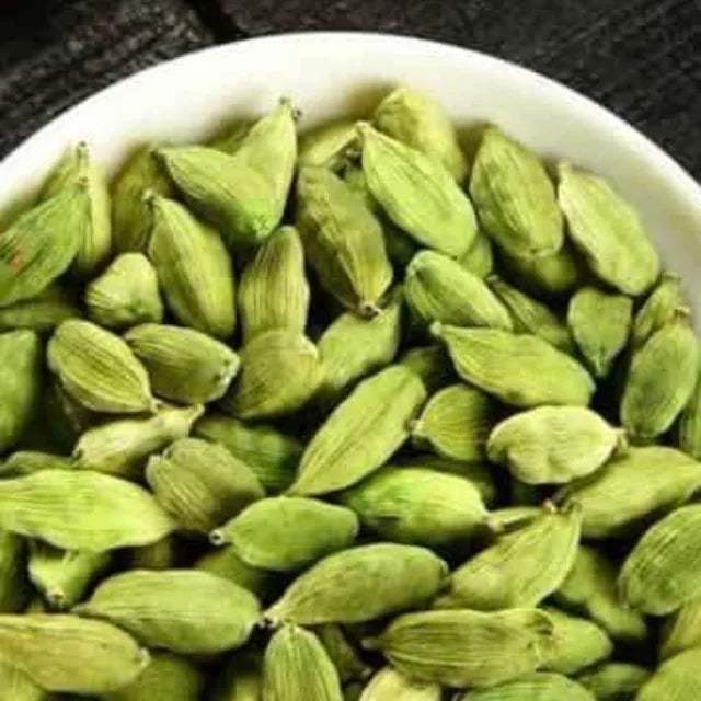 Premium Green Cardamom Dried AD Process Export Quality Aromatic Pods Handpicked Natural Spice Bulk Supply From Saanvisha India