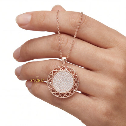 Gold Geometric Openwork Diamond Pendant Sparkling Link Chain Necklace Luxury Engagement Wedding Anniversary Party Modern Design