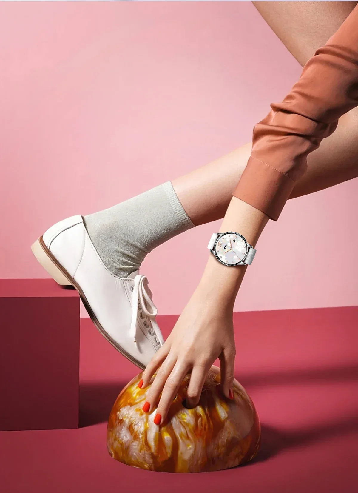 New Original Ultra Thin Women SmartWatch 1.32"AMOLED Display HD 466*466 Always Show Time Call Reminder for Women Smartwatch gift