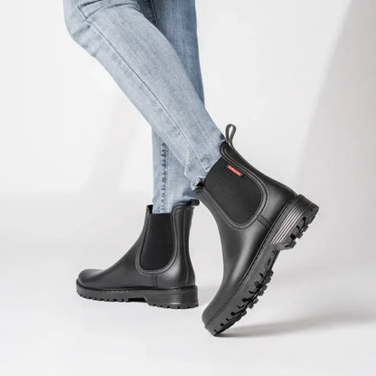 Women's short tube anti slip rain shoes, lightweight waterproof water shoes, fashionable Chelsea rain boots, PVC one-time moldin