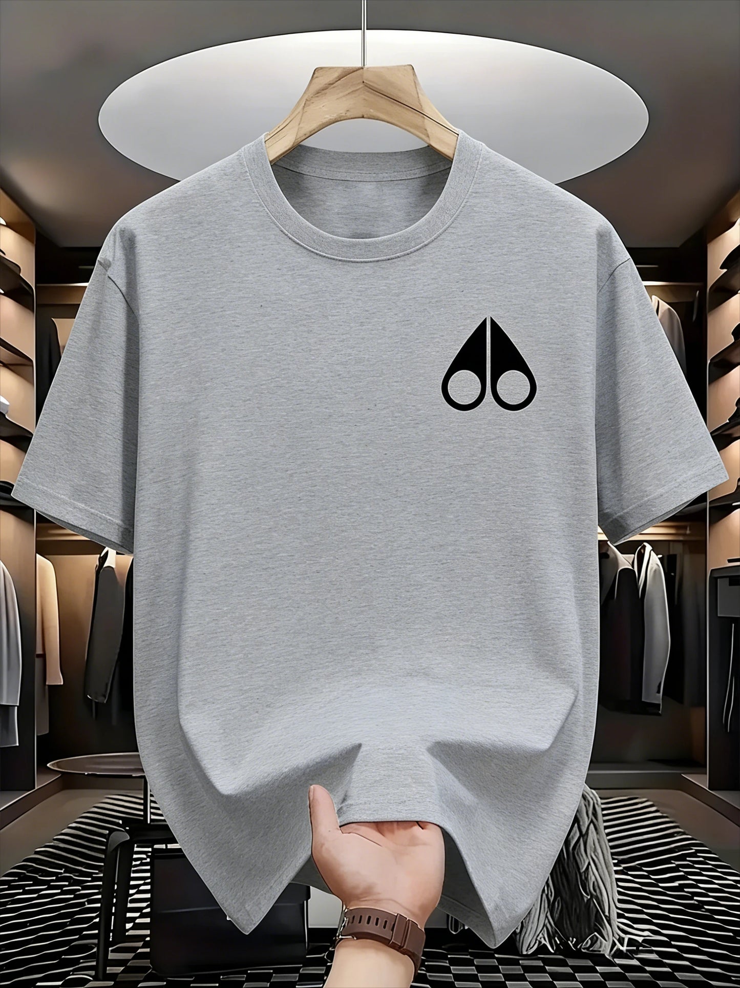 Men's clothing loose-fitting short-sleeved sports T-shirt made of pure cotton for casual wear.
