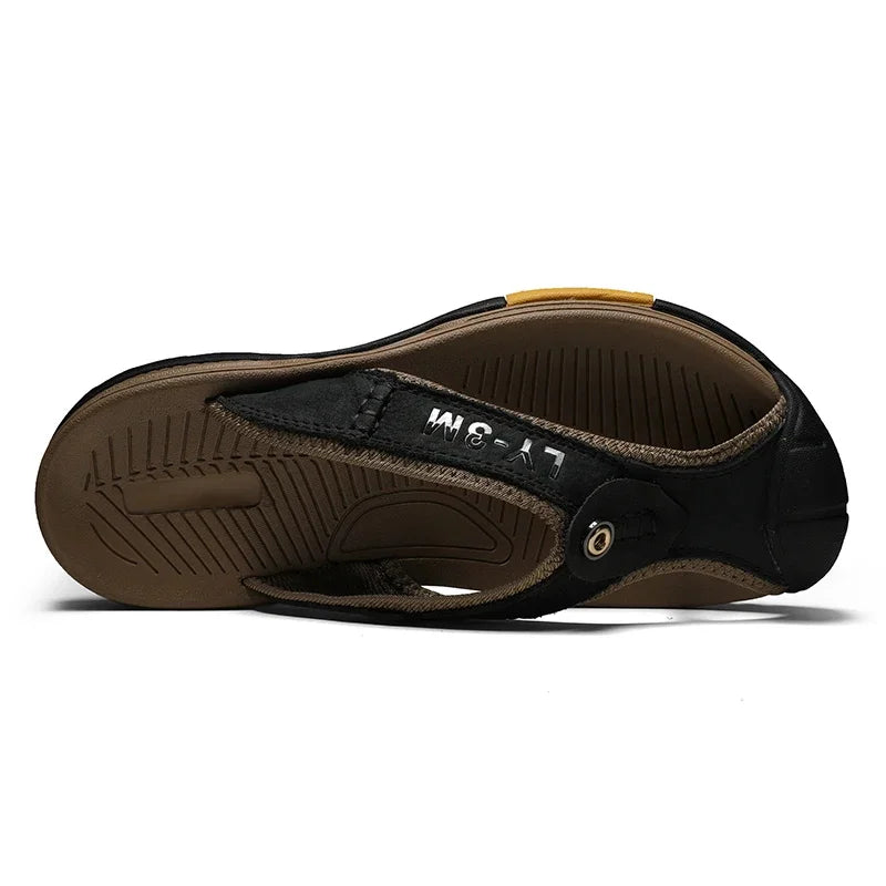 Genuine Cow Leather Shoes Men Sandals Mens Flip Flops Men's Casual Shoes Classic Massage Beach Slippers Anti-slip Summer 2025