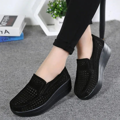 Creepers Platform Shoes Women Flats Women Loafers Spring Autumn Casual Suede Leather Shoes Ladies Moccasins Slip On Plus Size 42