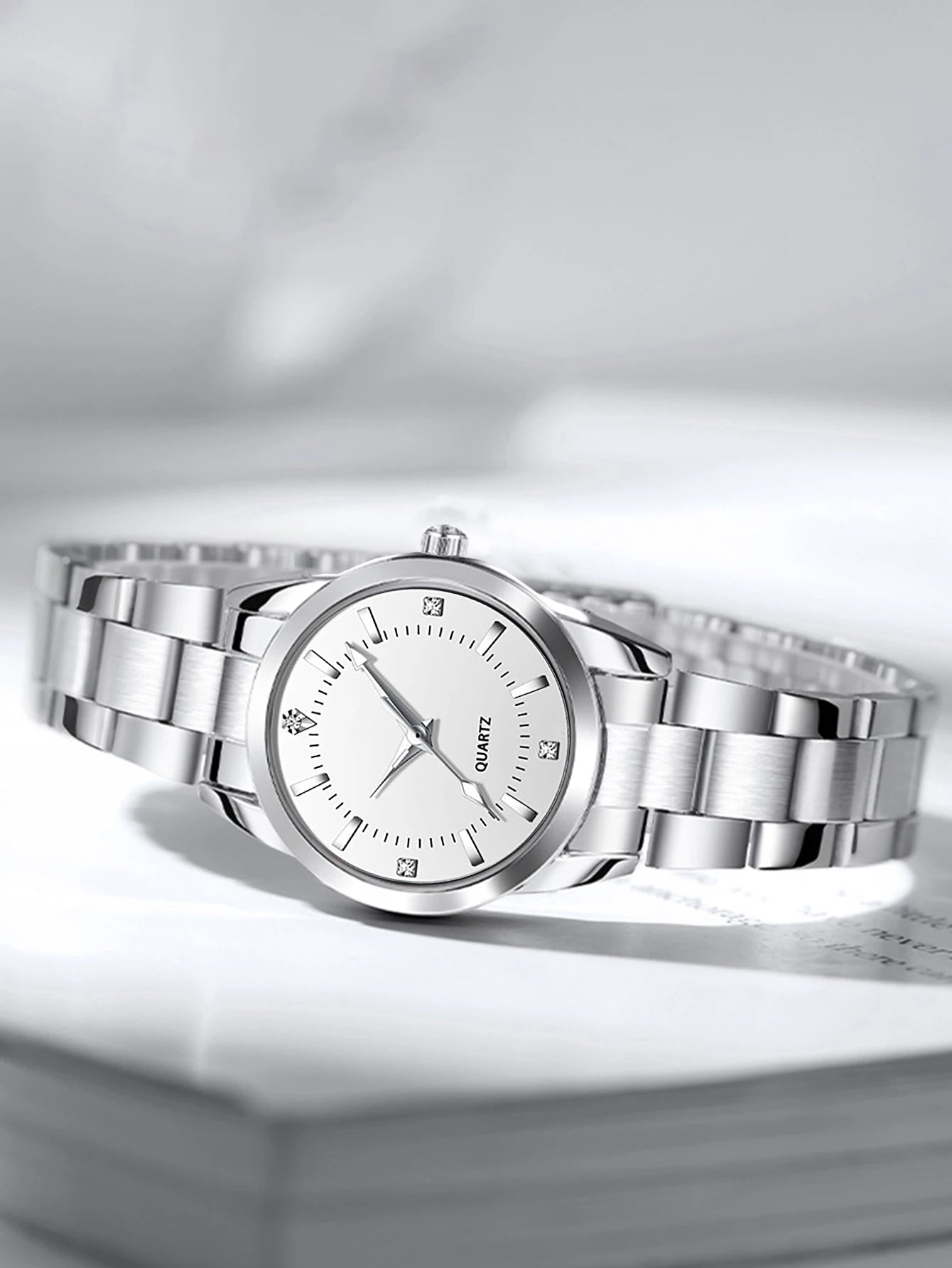 Ladies Fashionable Compact Stainless Steel Quartz Watch Ideal Mother's Day Gift Watch (No Box Included)