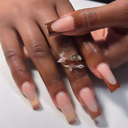 Romantic Red Lips Valentine's Day Wearable Fake Nails Frosted White Detachable Finished False Nails Press on Nails with Glue