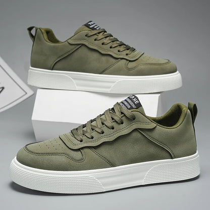 Men's Shoes Spring and Autumn New Style Green Black Red Sports Shoes Soft Sole Breathable Men's Low-Top Versatile Casual Shoes