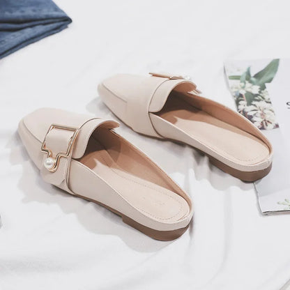 New Women Slipper Casual Shoes Fashion Women's Leather Loafers No Heel Slip-on Shoes Summer Outdoor Light Ladies Walking Shoes