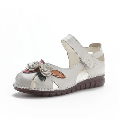 New 2025 Ladies Flat Sandals Soft Leather Anti-Slip Bottom Ethnic Style Comfortable Soft Surface Design for Elderly People