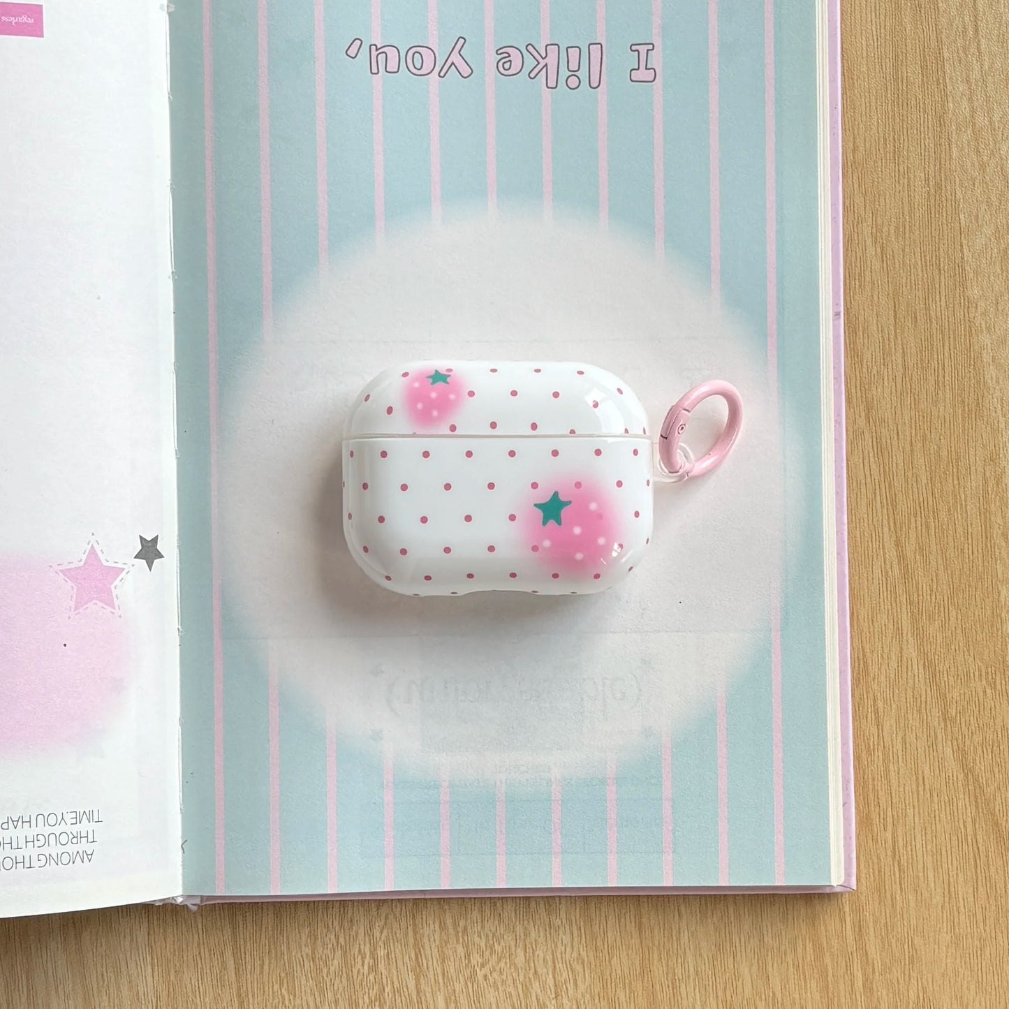 Full-Screen Pink Polka Dot Strawberry Pattern Glossy White Earphone Case with Pink Ring Cover for AirPods 1 2 3 4 Pro 2 Pro 3