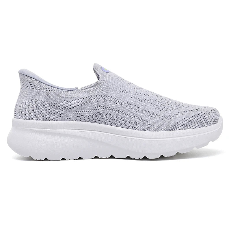 Men Women Slip on Walking Shoes Breathable Mesh Knit Loafers Lightweight Non Slip Comfort Casual Sports Sneakers Walking