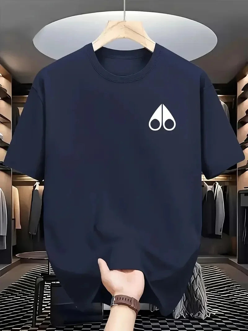 Men's clothing loose-fitting short-sleeved sports T-shirt made of pure cotton for casual wear.