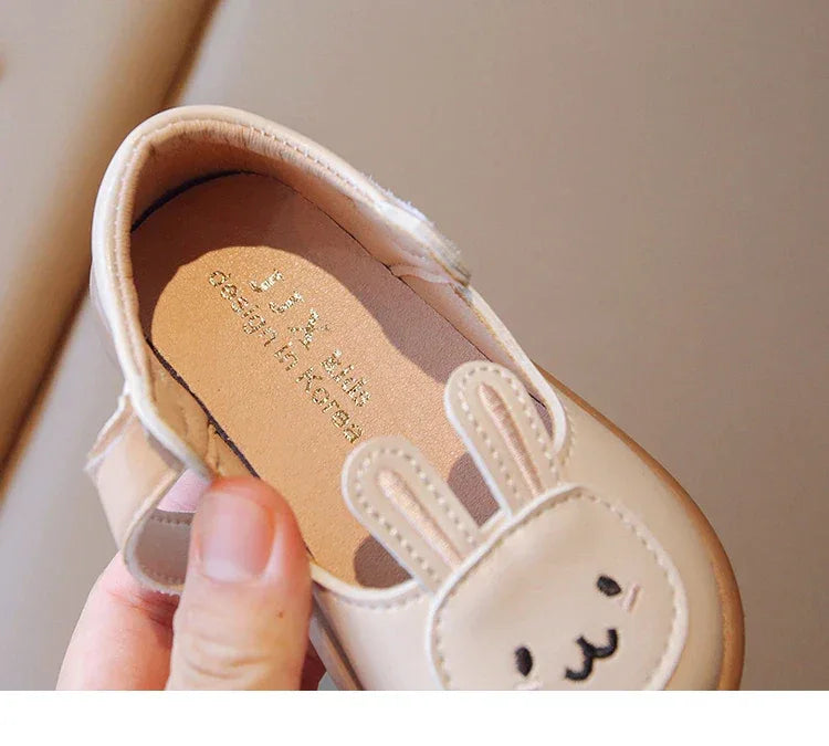 2023 New Spring Cute Bunny and Carrot Patch Children Casual Shoes for Girls Non-slip Kids Shoes Hook & Loop Breatheable Non-slip