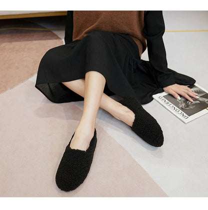 Big Size 43 Women Lambswool Slippers Winter Sheep Fur Shoes Ladies Flat Cotton Slides Home Pantuflas Daily Slip On Furry Mules