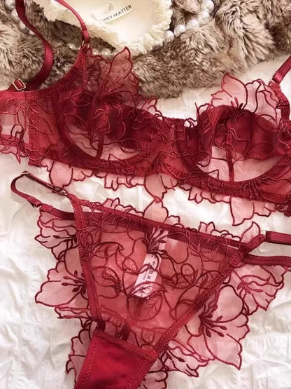 MOYISU French Pure Desire Lingerie Sexy Thin Cup with Underwire Bra Set Christmas New Embroidered Lace Underwear Bra