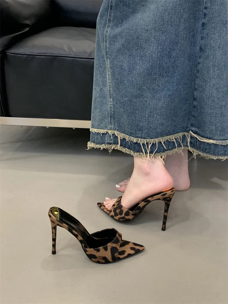 Hlieny 2026 Summer Fashion Stiletto Heels Women Pointed Toe Slippers Banquet Dress Sandals Party Wedding Mule Slides Shoes